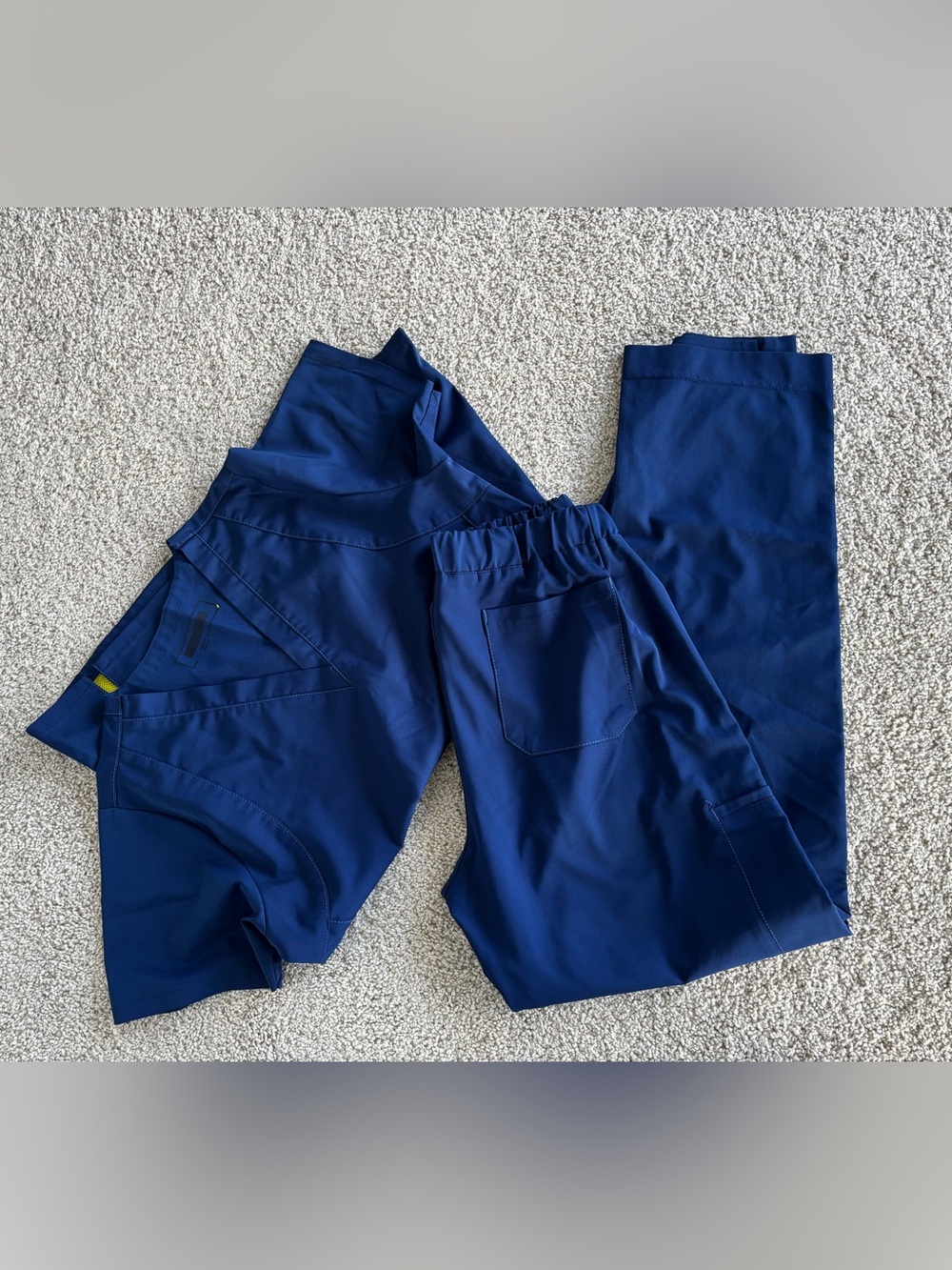 WonderWink Women's V-Neck Scrub Top and Bottom in Navy Blue